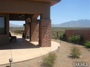 1006 E Mesquite Springs Pl, Green Valley, AZ 85614