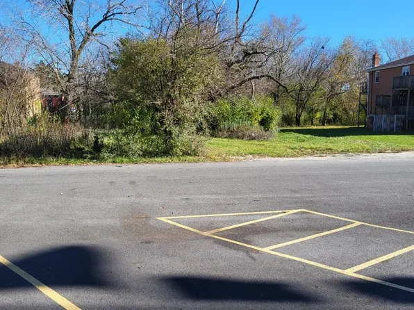 13715 S Springfield Ave, Robbins, IL 60472