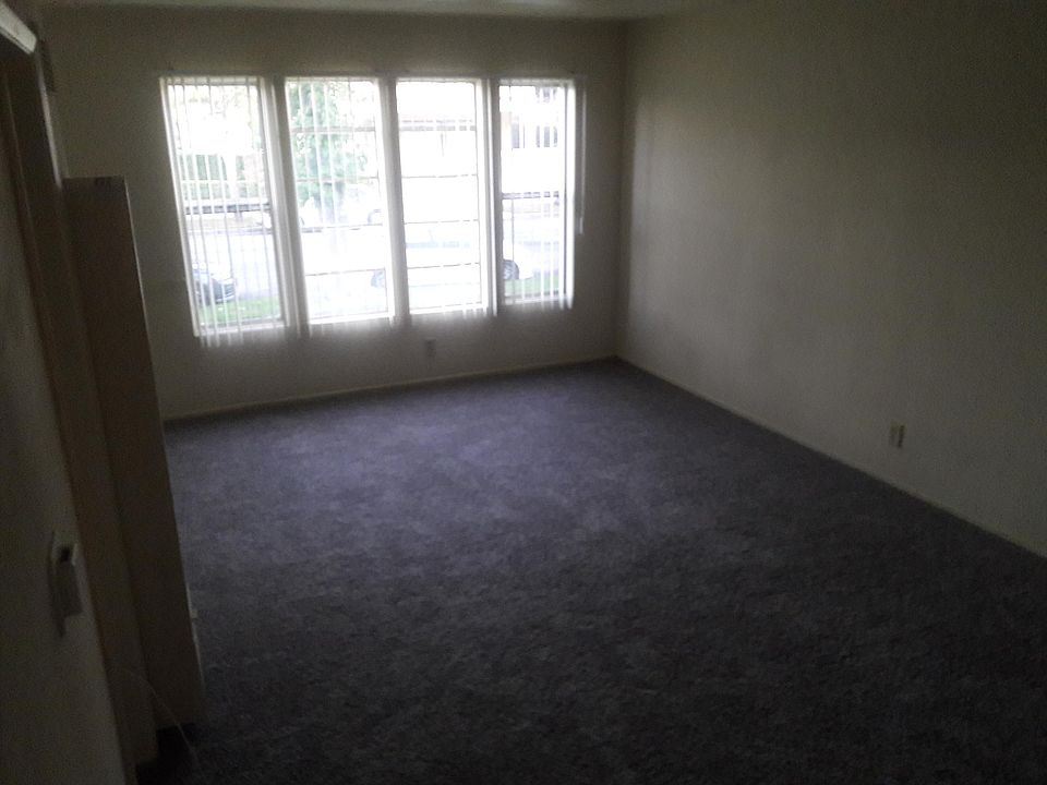 1st image of 115 N Eastwood Ave APT 9