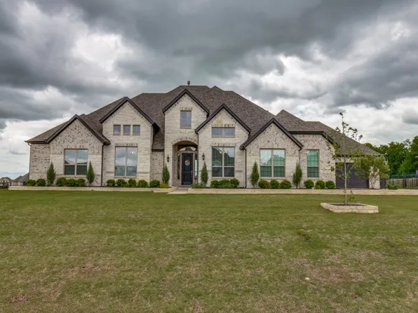 355 Ledstone Ct, Rockwall, TX 75032