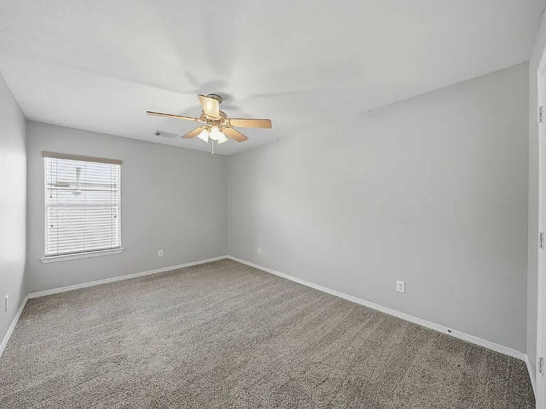 13306 Hickory Springs Ln — Photo 12