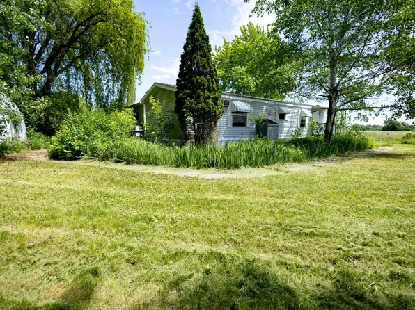 N14330 290th St, Ridgeland, WI 54762