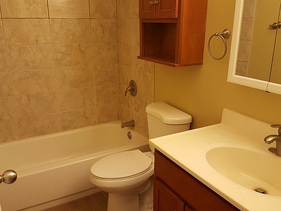 5th image of 22425 York Ct APT 3A