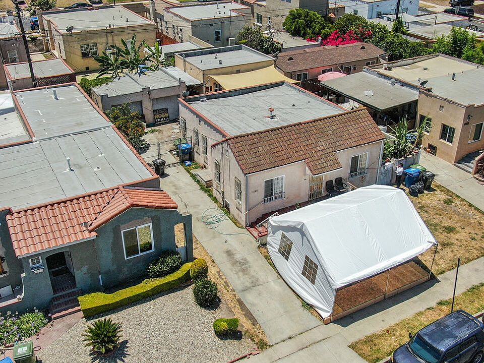 1st image of 2056 W 67th St