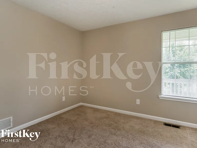 88 Ravenwood Ln — Photo 14
