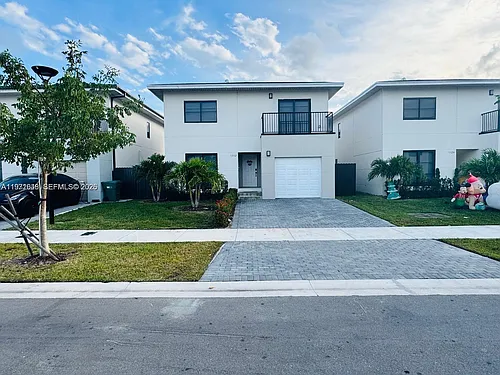 1312 NW 3rd St #0 Photo 1