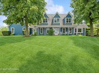 7105 Marsh Dr, Crystal Lake, IL 60014