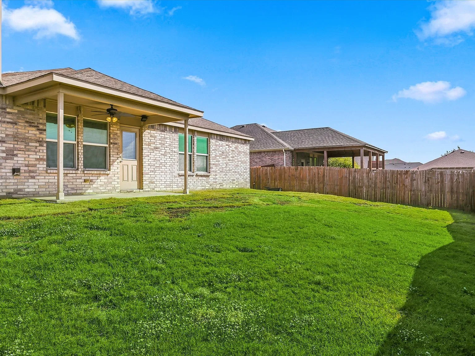 3 bed, 1753 sqft, $2,150 — Photo 4