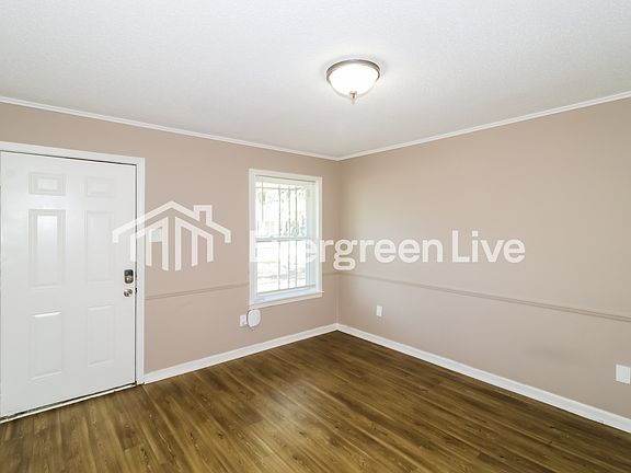 4th image of 3196 Southbridge St