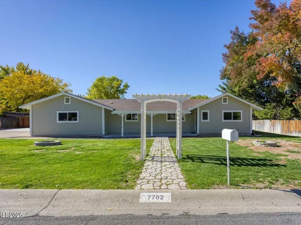 7702 S Southmoor Cir, Reno, NV 89502