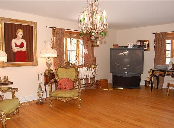 Oversized Living Room