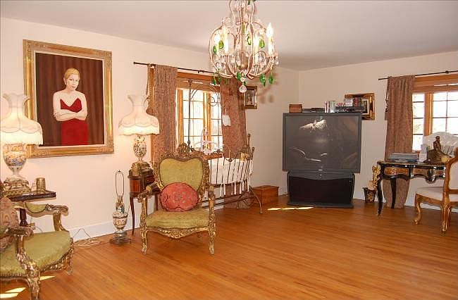 Oversized Living Room