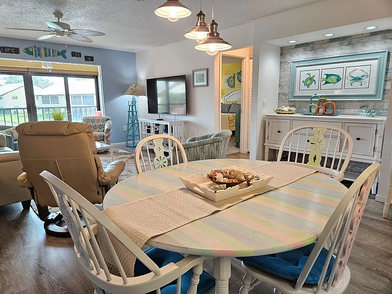 340 Three Lakes Ln #F — Photo 20