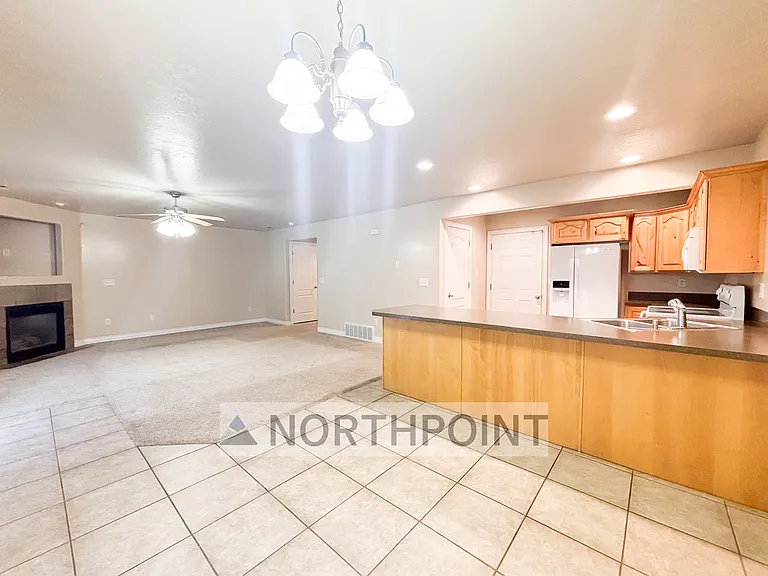 3117 W 450 N — Photo 12