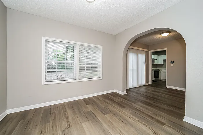 4859 Riverdale Rd — Photo 6