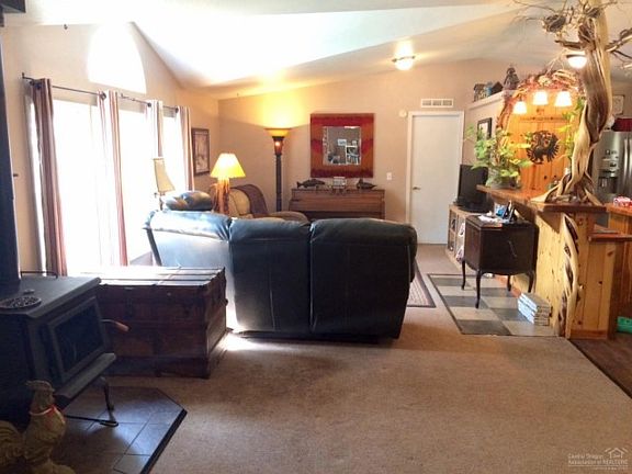 4th image of 8755 NE Ochoco Hwy