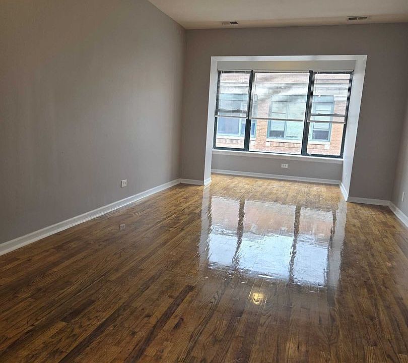 1st image of 6133 S Indiana Ave APT 3W