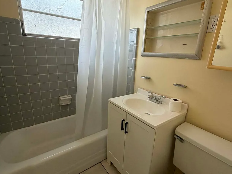 4404 Bayano St #1 — Photo 9