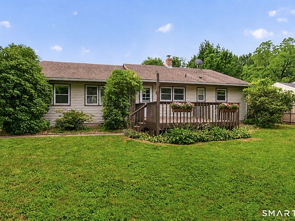 2nd image of 48 East Maxwell Drive