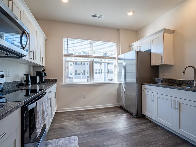 5011 Jayden Dr — Photo 13