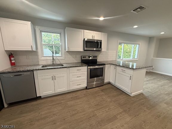 5th image of 3-5 Coursen St #A