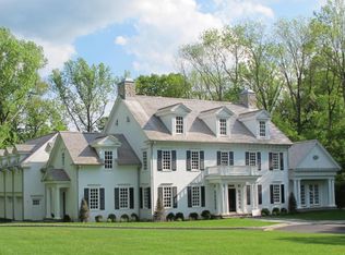 32 Country Club Rd, New Canaan, CT 06840