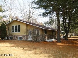 18610 Arthur Rd, Big Rapids, MI 49307