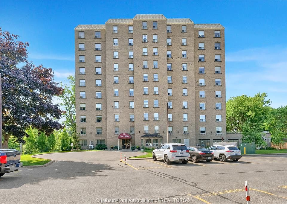 1st image of 10 Van Allen Ave #201
