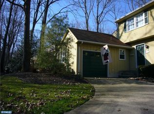 563 Cambridge Rd, Turnersville, NJ 08012