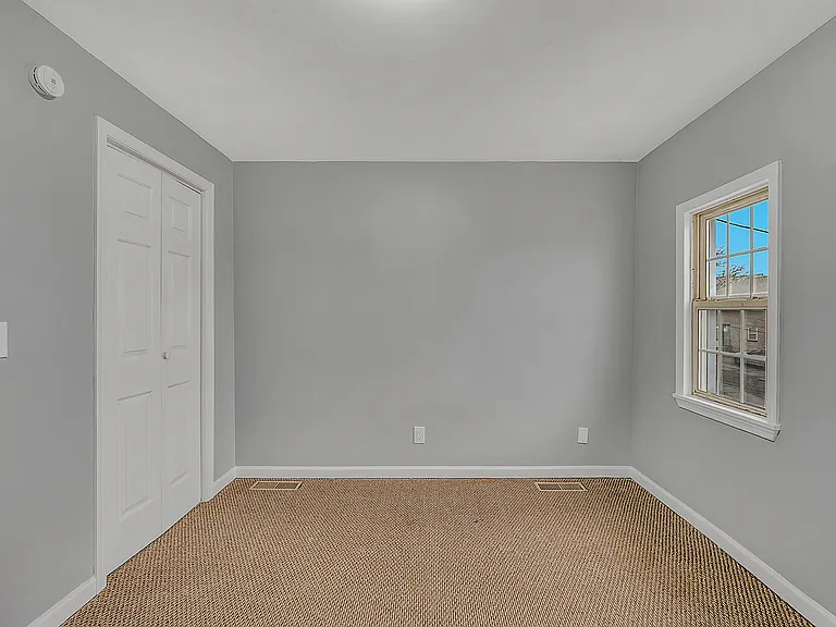 1009 W Lackawanna Ave #2 — Photo 8