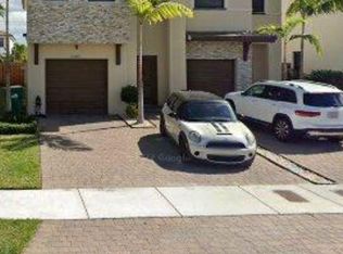 25083 SW 108th Ave, Homestead, FL 33032