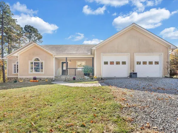 2113 Twin Creek Cir, Salem, VA 24153