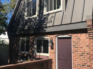 1220 Eton Ct NW #T16, Washington, DC 20007