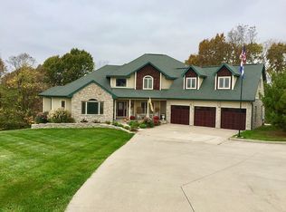 1515 Arrowhead Trl, Boonville, MO 65233