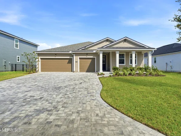 136 Holly Creek Dr, Saint Johns, FL 32259