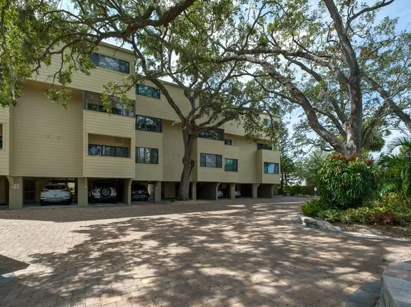 1740 Alderman St APT 8, Sarasota, FL 34236