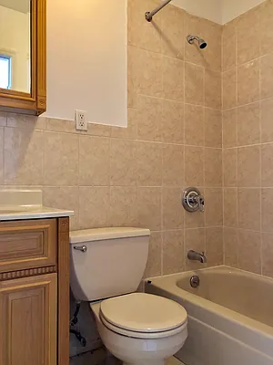 Rented by Parlor Real Estate Corp | media 14