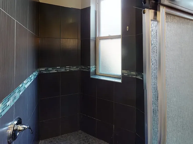 2430 N Spaulding Ave #2 — Photo 13
