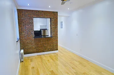 Rented by CITY SKYLINE REALTY INC