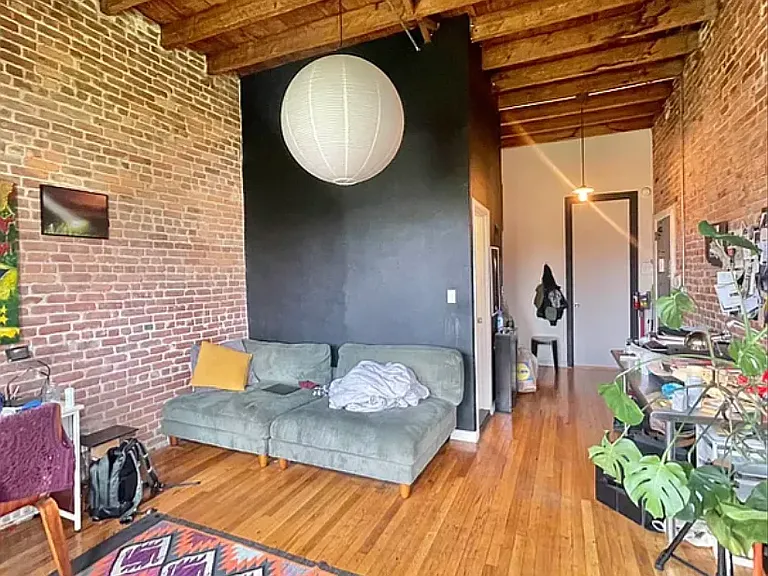 1046 Bergen St #4F — Photo 2