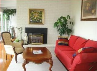 1072 Sycamore Dr, Millbrae, CA 94030