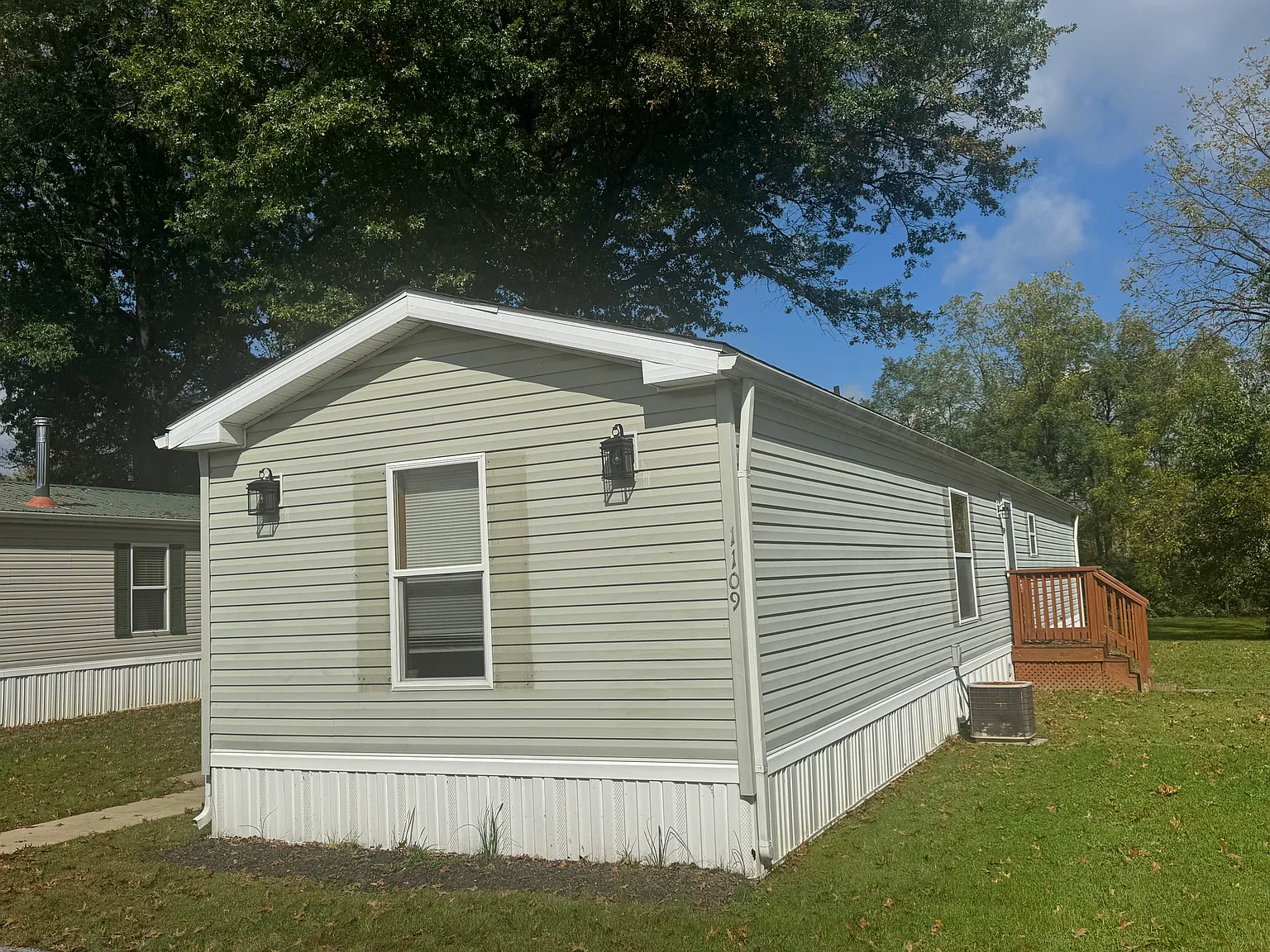 2 bed, 980 sqft, $1,850 — Photo 2