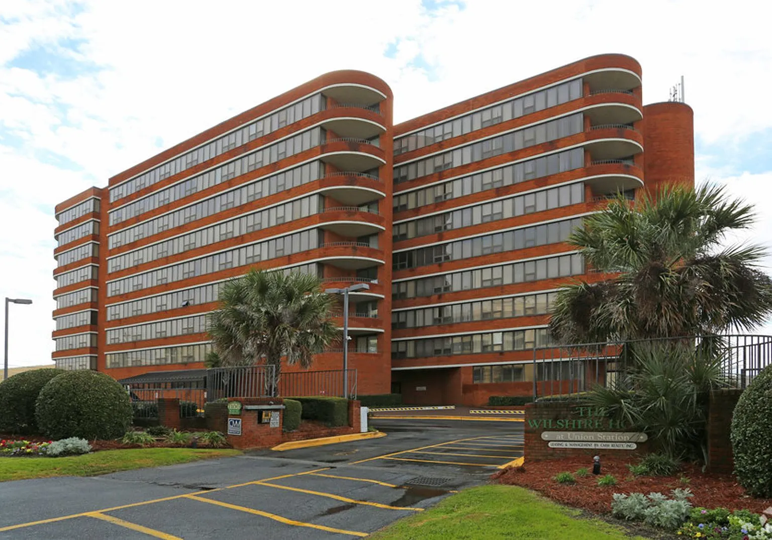 wh404 — Photo 1
