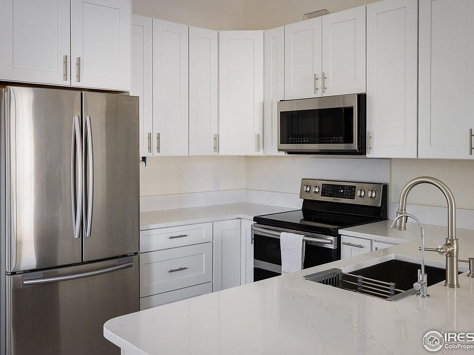 1st image of 1140 Opal St #204