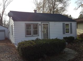 6747 Saline Dr, Waterford, MI