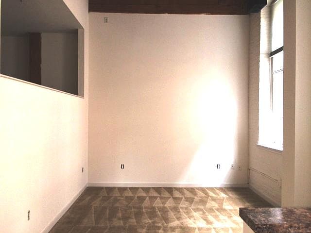 2nd image of 313 Vine St APT 202
