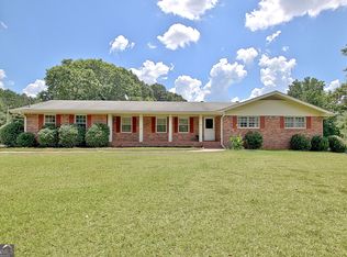 217 Ginger Cake Rd, Fayetteville, GA 30214