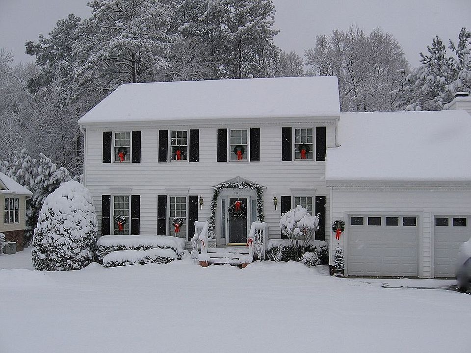 2nd image of 4804 Holly Brook Dr