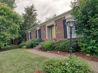 12107 Rosewood Ln, Goshen, KY 40026