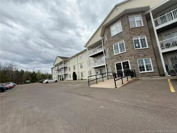 130 Lian St Unit 223, Fredericton, NB E3C 0G4